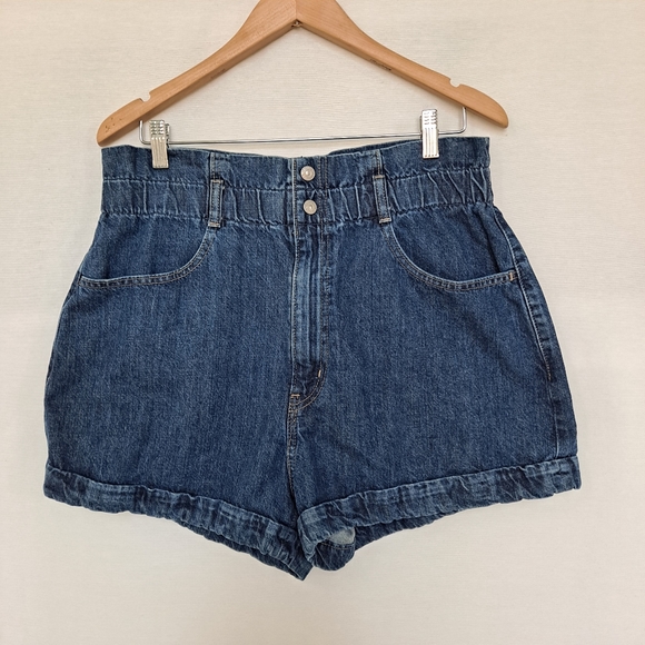 Levi's Blue Denim Jean High Rise Elastic Waist Mom Shorts sz 31 - Picture 7 of 10